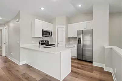 2118 Sherwood Avenue, Holland, MI 49423 - Photo 6
