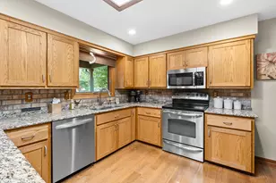 43501 Duane Ln, Paw Paw, MI 49079 - Photo 16