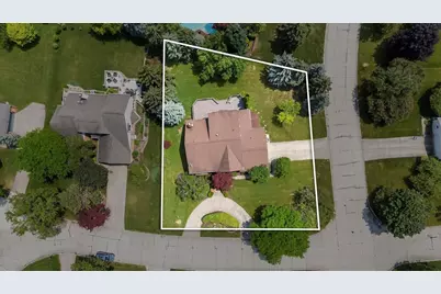 22276 Sheffield Court, Farmington Hills, MI 48335 - Photo 4
