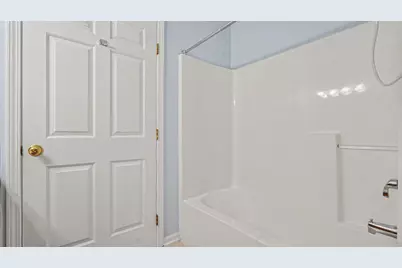 2654 S Knightsbridge Circle, Ann Arbor, MI 48105 - Photo 18