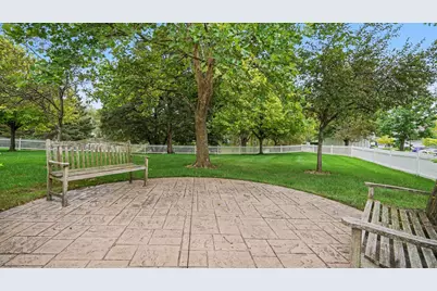 2654 S Knightsbridge Circle, Ann Arbor, MI 48105 - Photo 22