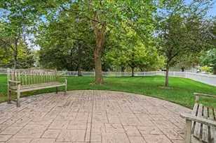 2654 S Knightsbridge Cir, Ann Arbor, MI 48105 - Photo 22