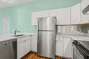 2654 S Knightsbridge Cir, Ann Arbor, MI 48105 - Photo 4