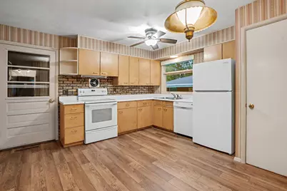 519 Claremont Street, Buchanan, MI 49107 - Photo 8
