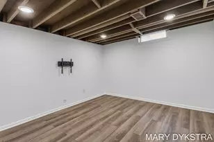 585 Huizenga Ave, Zeeland, MI 49464 - Photo 46