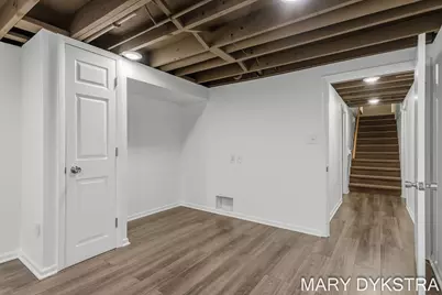 585 Huizenga Avenue, Zeeland, MI 49464 - Photo 48
