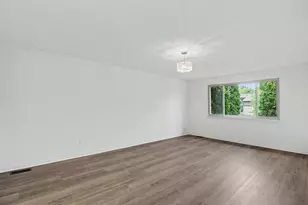 6021 Fairbrook Dr, West Bloomfield, MI 48322 - Photo 20
