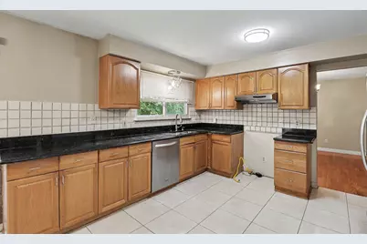 6021 Fairbrook Drive, West Bloomfield, MI 48322 - Photo 10