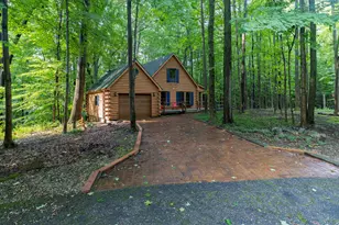 332 Charlestown Colony, Buchanan, MI 49107 - Photo 2