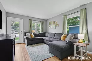 3283 Larue St SW, Grandville, MI 49418 - Photo 4