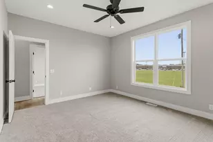 10124 Strawberry Ln, Zeeland, MI 49464 - Photo 24