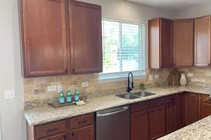 5120 Parkgate Dr, Commerce Township, MI 48382 - Photo 14