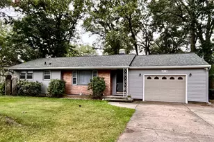 1753 Vine Ave, Muskegon, MI 49442 - Photo 1