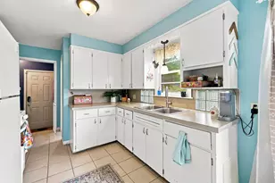 1105 52nd St SE, Kentwood, MI 49508 - Photo 12