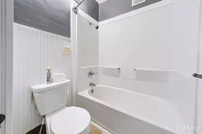 837 E Marshall Street, Hastings, MI 49058 - Photo 20