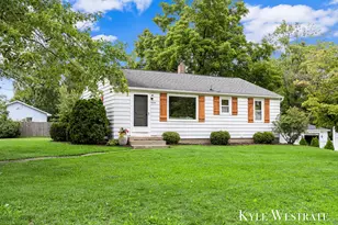 4205 Hillsdale Ave NE, Grand Rapids, MI 49525 - Photo 2