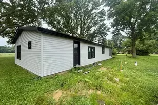 6633 W Forest Lawn Rd, Three Oaks, MI 49128 - Photo 6