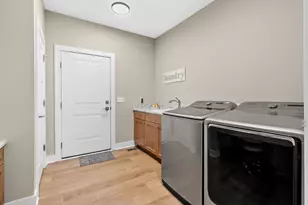 701 Janelle Ct, Portage, MI 49024 - Photo 22