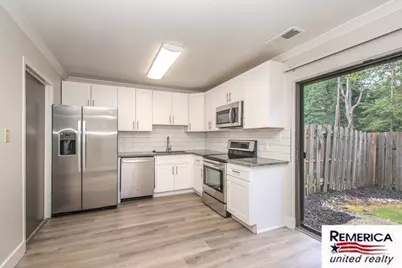 23532 Lahser Road, Southfield, MI 48033 - Photo 10