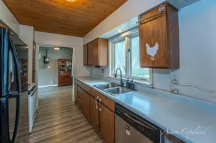 326 43rd St SE, Kentwood, MI 49548 - Photo 6