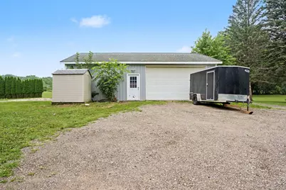 441 Moccasin Street, Buchanan, MI 49107 - Photo 32