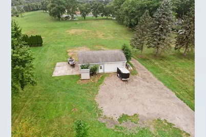441 Moccasin Street, Buchanan, MI 49107 - Photo 4