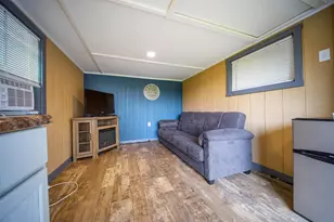 9728 Lakeview Dr, Jerome, MI 49249 - Photo 82