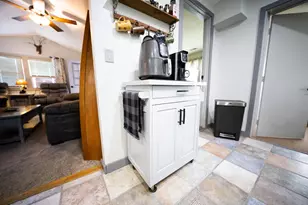 9728 Lakeview Dr, Jerome, MI 49249 - Photo 22