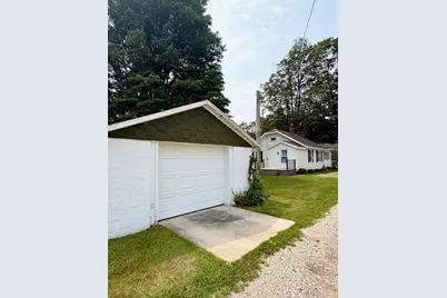 215 S Jane Street, Centreville, MI 49032 - Photo 6