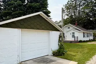 215 S Jane St, Centreville, MI 49032 - Photo 6