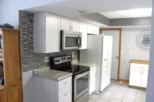 208 Jay St, Saint Charles, MI 48655 - Photo 14