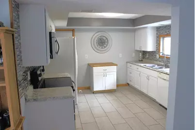 208 Jay Street, Saint Charles, MI 48655 - Photo 10