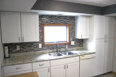 208 Jay Street, Saint Charles, MI 48655 - Photo 12