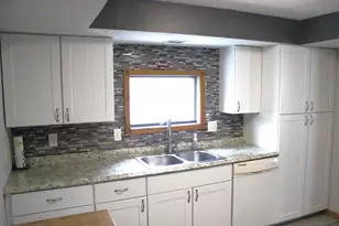 208 Jay St, Saint Charles, MI 48655 - Photo 12