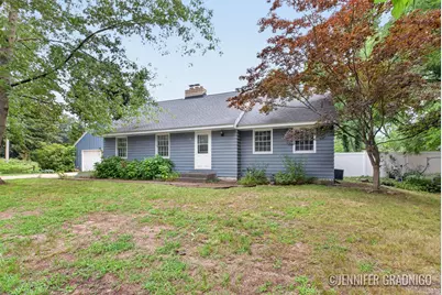 943 Grandridge Court, Holland, MI 49423 - Photo 2