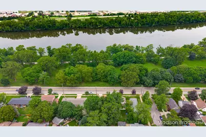 2070 Monroe Avenue NW, Grand Rapids, MI 49505 - Photo 44