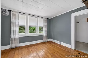 2070 Monroe Ave NW, Grand Rapids, MI 49505 - Photo 30