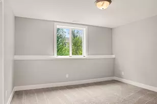 1367 S Village Cir, Kalamazoo, MI 49009 - Photo 24