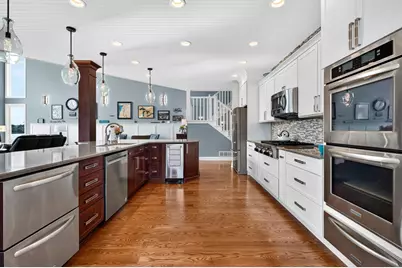 2545 Bay Pointe Drive, Saint Joseph, MI 49085 - Photo 14