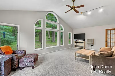 8181 Vergennes Street SE, Ada, MI 49301 - Photo 16