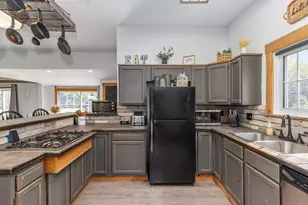 10681 Fillmore St, Zeeland, MI 49464 - Photo 20
