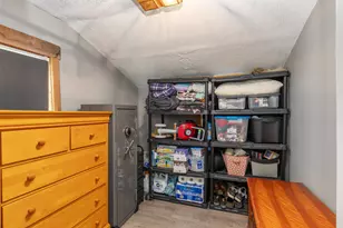 10681 Fillmore St, Zeeland, MI 49464 - Photo 28