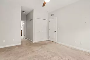 5527 Arbor Chase Dr, Ann Arbor, MI 48103 - Photo 18