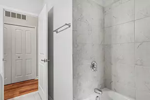 5527 Arbor Chase Dr, Ann Arbor, MI 48103 - Photo 22