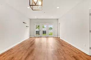 5527 Arbor Chase Dr, Ann Arbor, MI 48103 - Photo 6