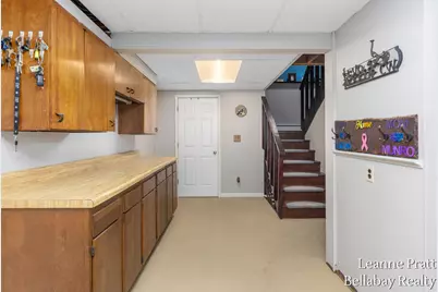 817 W Kirby Road, Battle Creek, MI 49017 - Photo 14