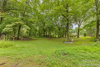 817 W Kirby Road, Battle Creek, MI 49017 - Photo 6