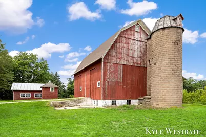 6411 11 Mile Road NE, Rockford, MI 49341 - Photo 46