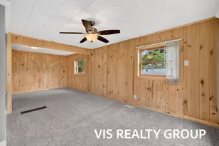 125 E Jefferson St, Newaygo, MI 49337 - Photo 28