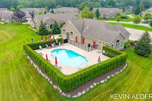 1229 Waterwalk Dr, Holland, MI 49423 - Photo 64